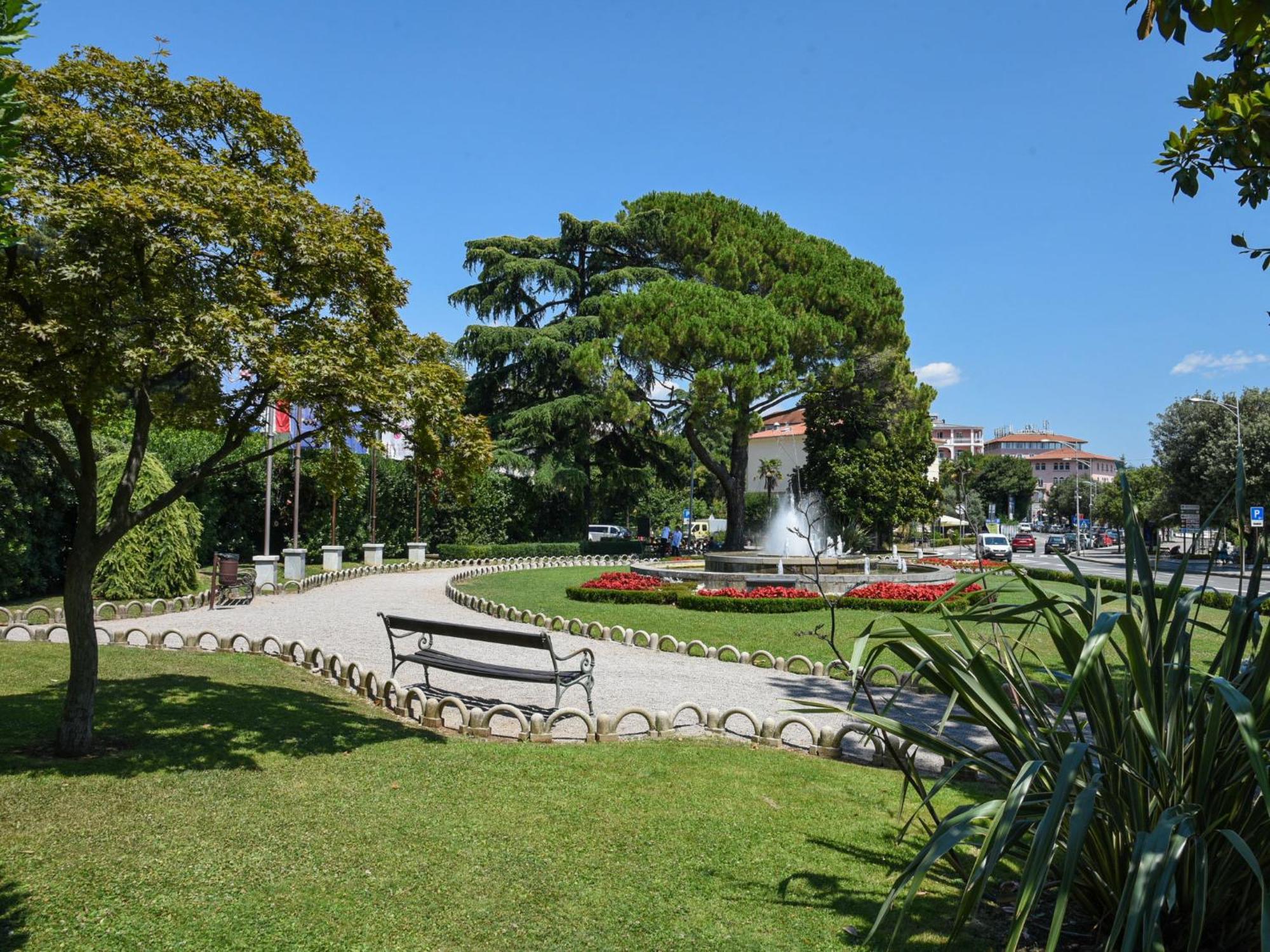 Vero-5 By Interhome Opatija